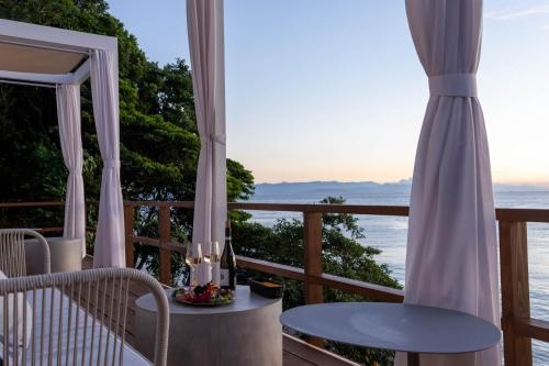 amarancia cottage hugging nature house Awajishima