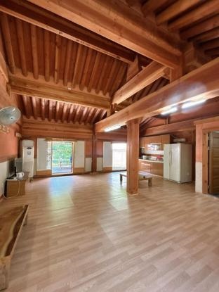 Hwanggung Hanok Pension