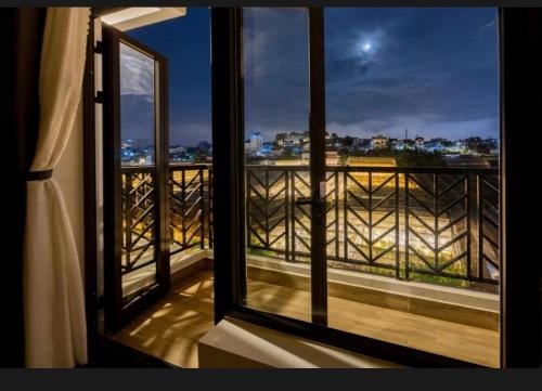 Central Hotel Vang Vieng