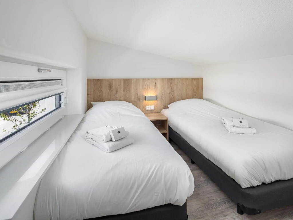 Luxury Chalet Near Beach