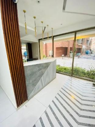 Holidazzle Serviced Apartments & Suites