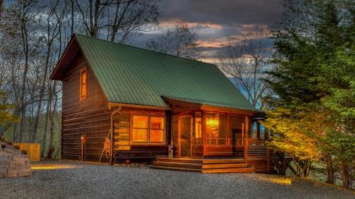 Moon Ridge Retreat by Escape to Blue Ridge