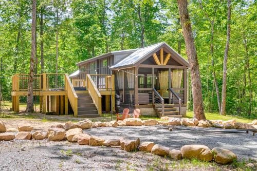 Monteagle Cabin w/ Swim Spa, Sauna & Fire Pit!