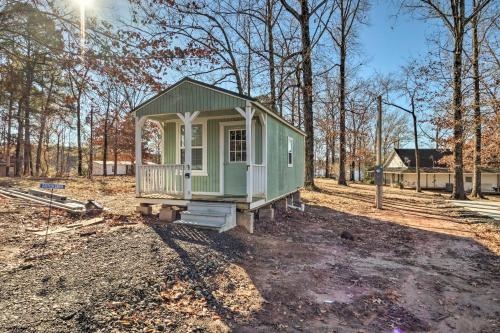 Sunny 'catfish Cabin' w/ Views of Toledo Bend