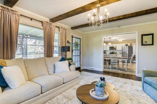 Hot Tub, Games & Sunroom: Family Home in Greer!