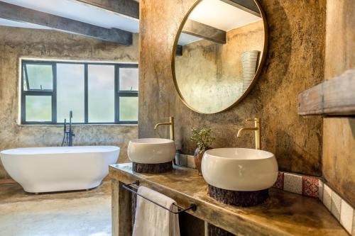 Chobe House Villa and Chalets