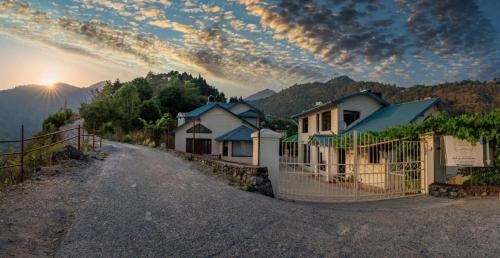 Karinya Villas