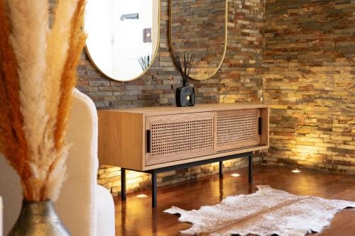 Charming Apt in Historic House