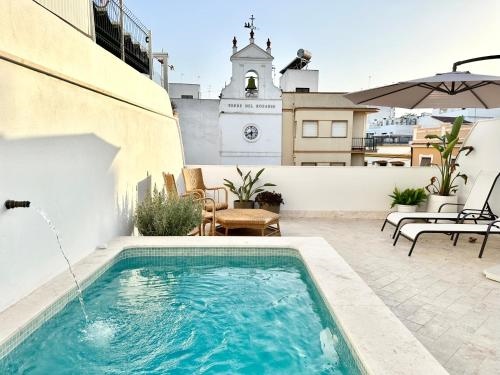 Apartamento dA?plex con piscina privada en terraza