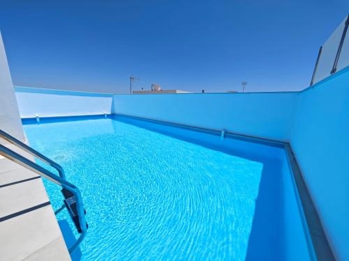 Apartamento a estrenar en Planta Primera C con piscina