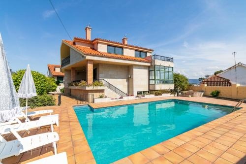 A?tico independiente en Monteferro