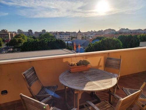 A?tico dA?plex zona Juan de BorbA?n