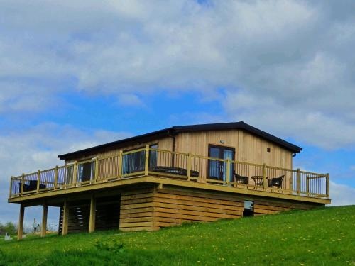 Shropshire Lodges Romantic Luxury Hot Tub Breaks