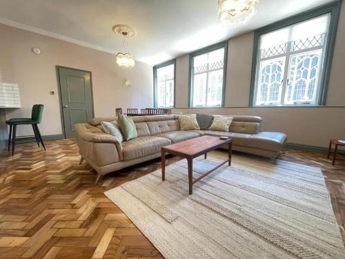 Cathedral View Apartment Flat 4