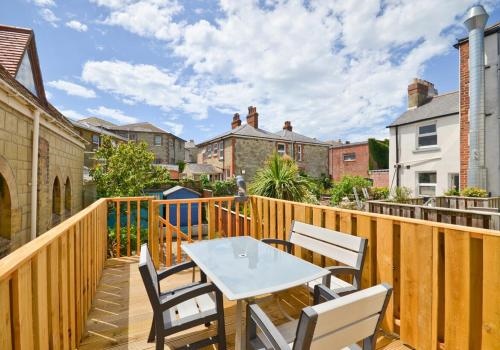 Pier Top Free all Island parking permit