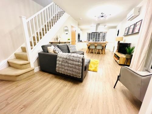 Margate Duplex with Private Terrace Air Conditioning The Duplex