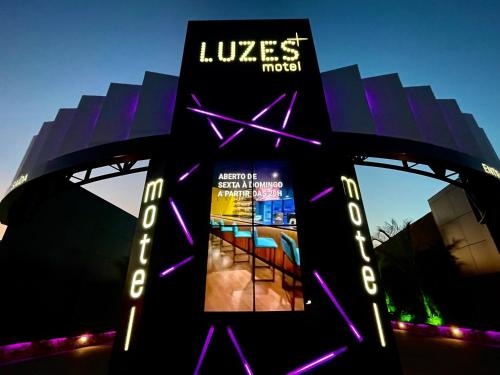 Luzes Motel