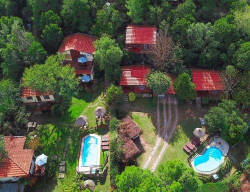 Cabanas De Tronco Silvestre