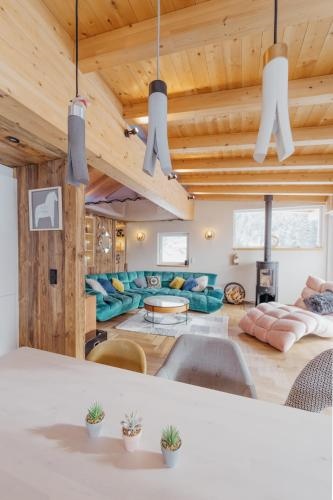 DMG 'The Luxury Penthouse'