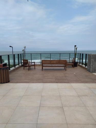 Conforto em CondomA­nio Frente Mar