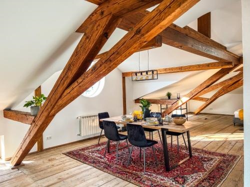 Loft Wohnung im Herzen von Prien 100m2 SmartTV