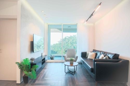 Caesarea :In the front of the sea