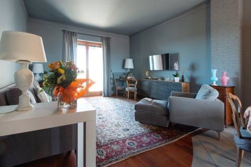 Casa No.Na Attico panoramico a Cherasco