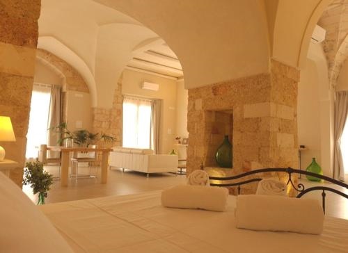 Stylish & Romantic Loft in the heart of Salento