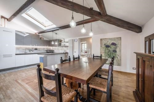 Cottage near Ferrari's City & Pavarotti's House