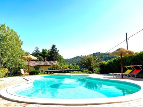 Cottage with Private Pool
