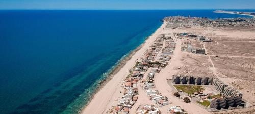 Beautiful Condo La Joya Near Beach with Views