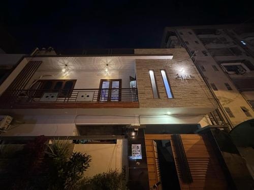 Travellers Home 2BR Portion Gulshan Iqbal blk 7