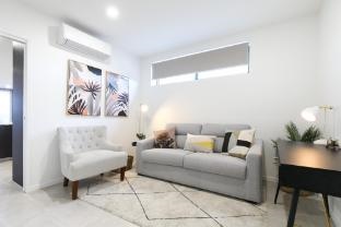 Elegant 2-bed Apartment With Incredible Bay Views