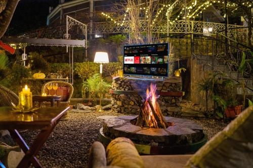 ELIVAAS Zephyr - Luxury cottages near Kempty Falls