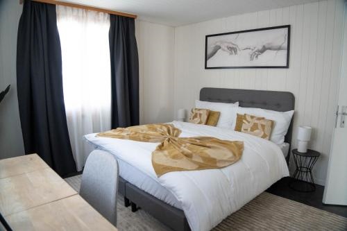 Dorfherz by Greatlifestay