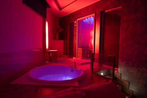 Aeterna Suites Spa Apartment