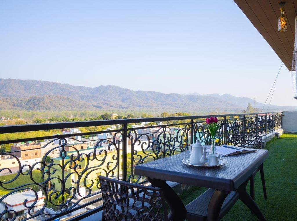 Alaya Stays The Sky Heaven - Rishikesh