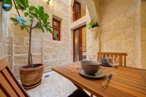 Quaint TownHouse in Cospicua