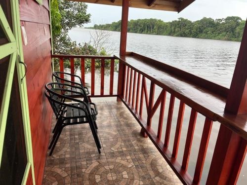 Cabinas Tortuguero Sports Fishing