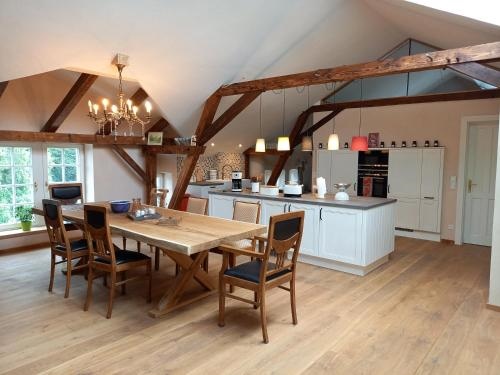 Hof Albersmeier Huttinghausen / Urlaub am Stall