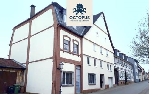 OCTOPUS 1 Monteurwohnung in Zentrum 2 zkb in 1og