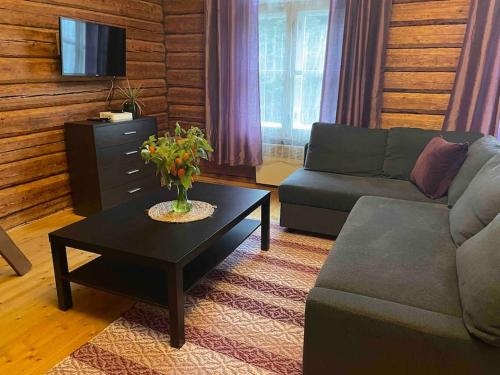 Very lovely Old Down place close to Castle