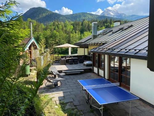 C4S COME4STAY Alpenblick Watzmann Kehlstein TOP Lage im Berchtesgadener Land I bis zu 10 Personen I große Terrasse mit Blick auf die Berge I Smart TV I Billiard I WLAN I kostenloser Parkplatz