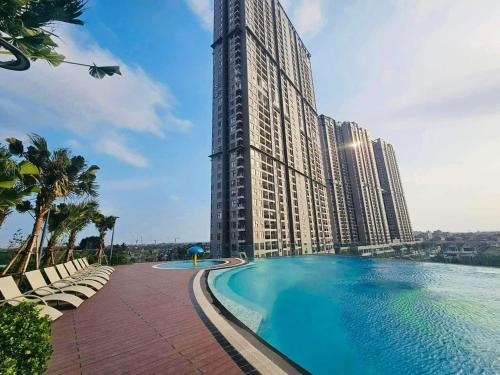 Bom Homes- Ecopark- Service Apartment