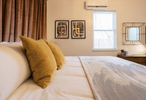 Oakdale Suites Master Property