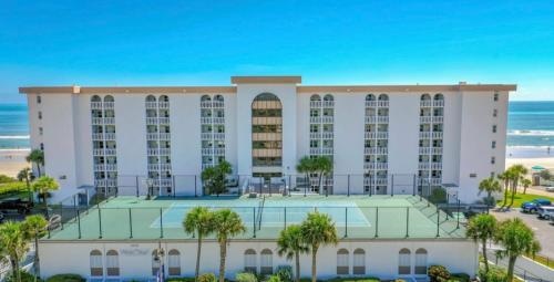 Beach Oasis 601 Gorgeous Ocean front Ocean view for 10 sleeps up to 15