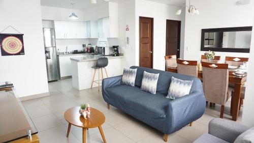 APARTAMENTOS PRIVADOS - 10 minutos del Aeropuerto Lima PE
