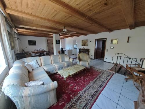 Apartment O2 - Gehobene 4-Zimmer Wohnung 145qm fur 1-6 Personen 2x DZ 1x ZZ