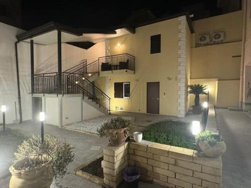 Casa indipendente con giardino