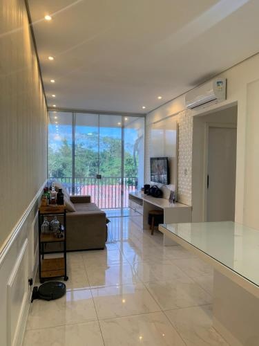 LINDO AP no Condominio Topazio